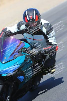 media/Mar-24-2025-Moto Forza (Mon) [[57ce5c5cff]]/3-Beginner Group/Session 3 (Turn 6 Inside)/